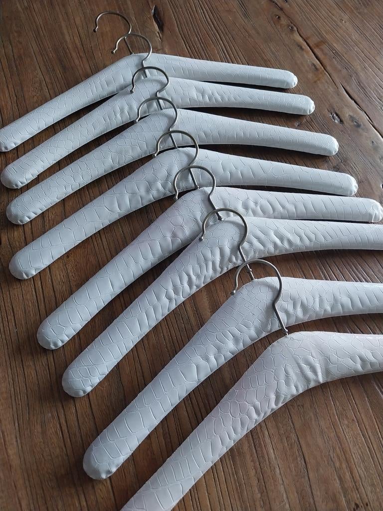 Vintage kledinghangers, Ophalen of Verzenden, Gebruikt, Overige materialen
