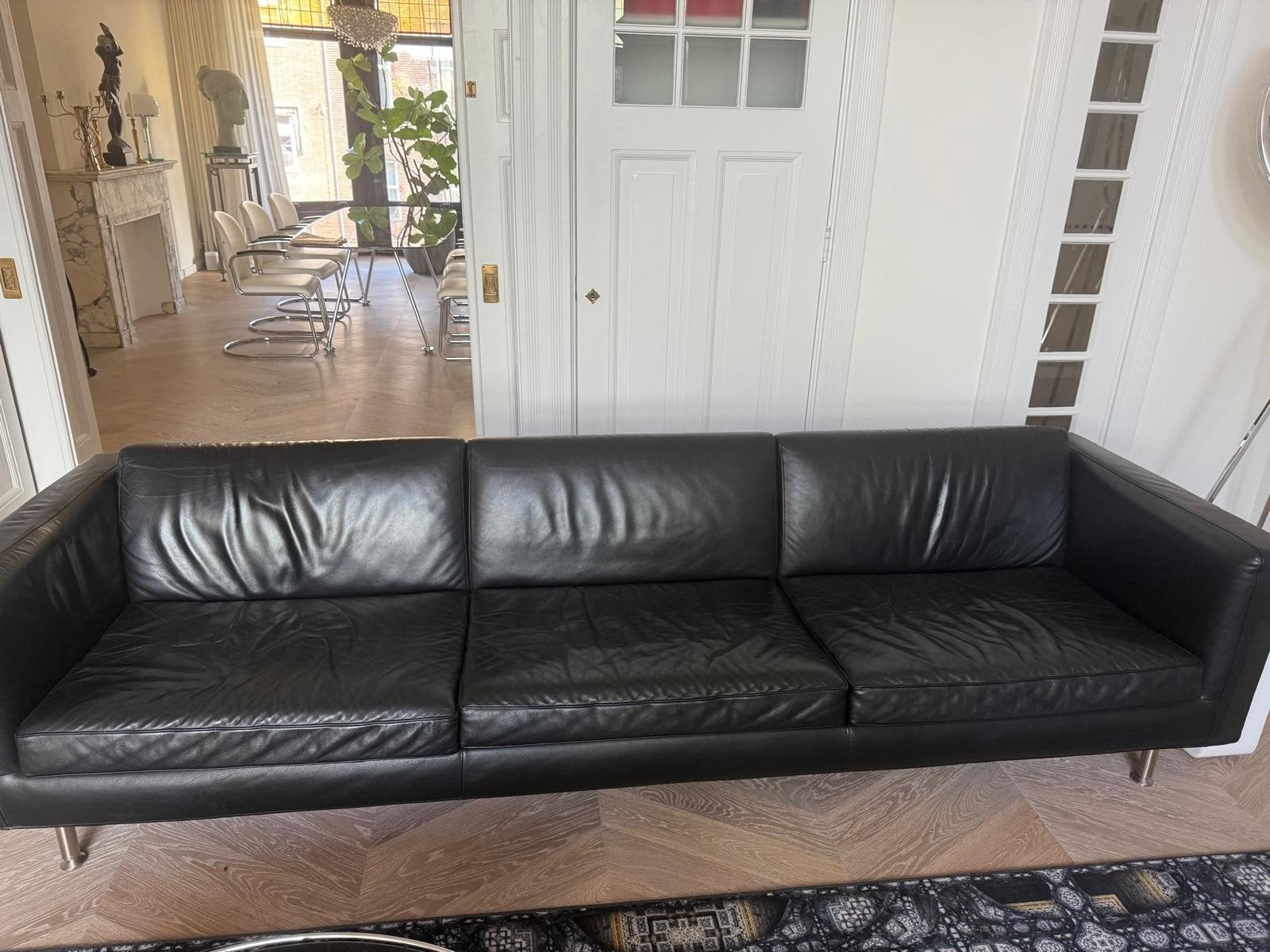 Minotti Speciale Editie Bank - Zwart Leer - Goede Staat, Huis en Inrichting, Banken | Sofa's en Chaises Longues, Zo goed als nieuw
