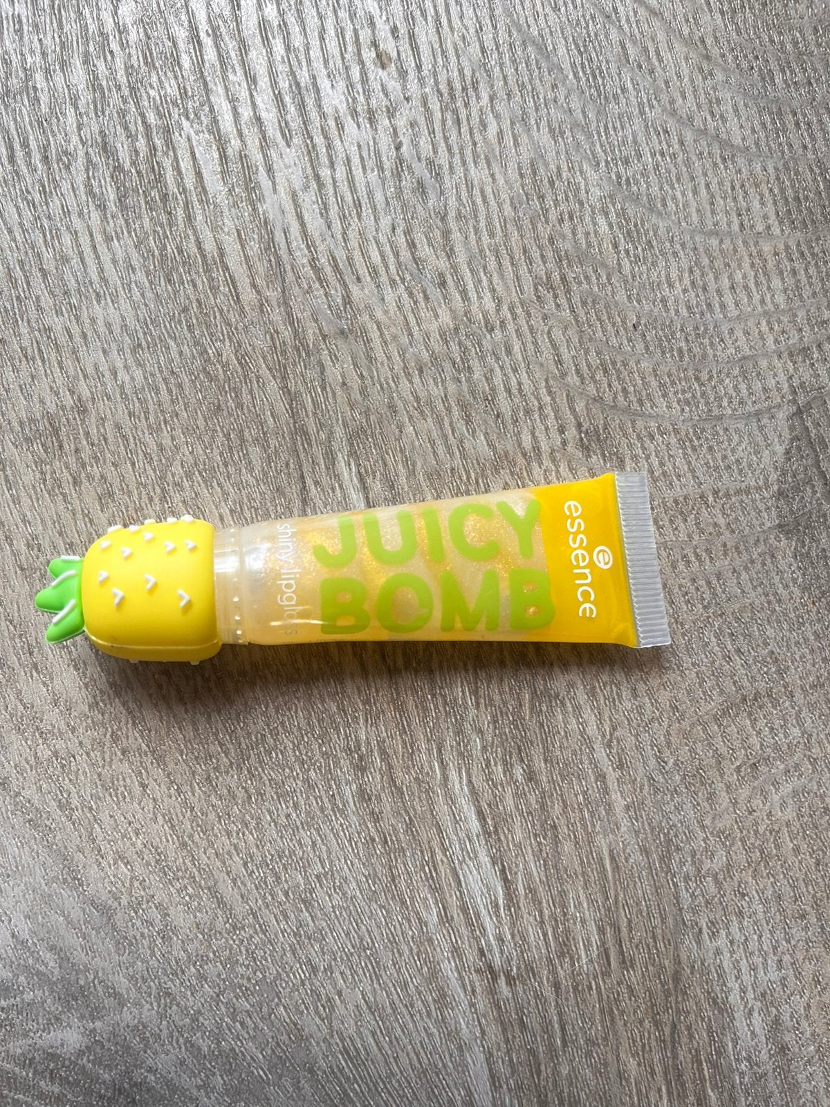 Essence juicy Bomb, Ophalen of Verzenden, Nieuw, Lippen, Make-up
