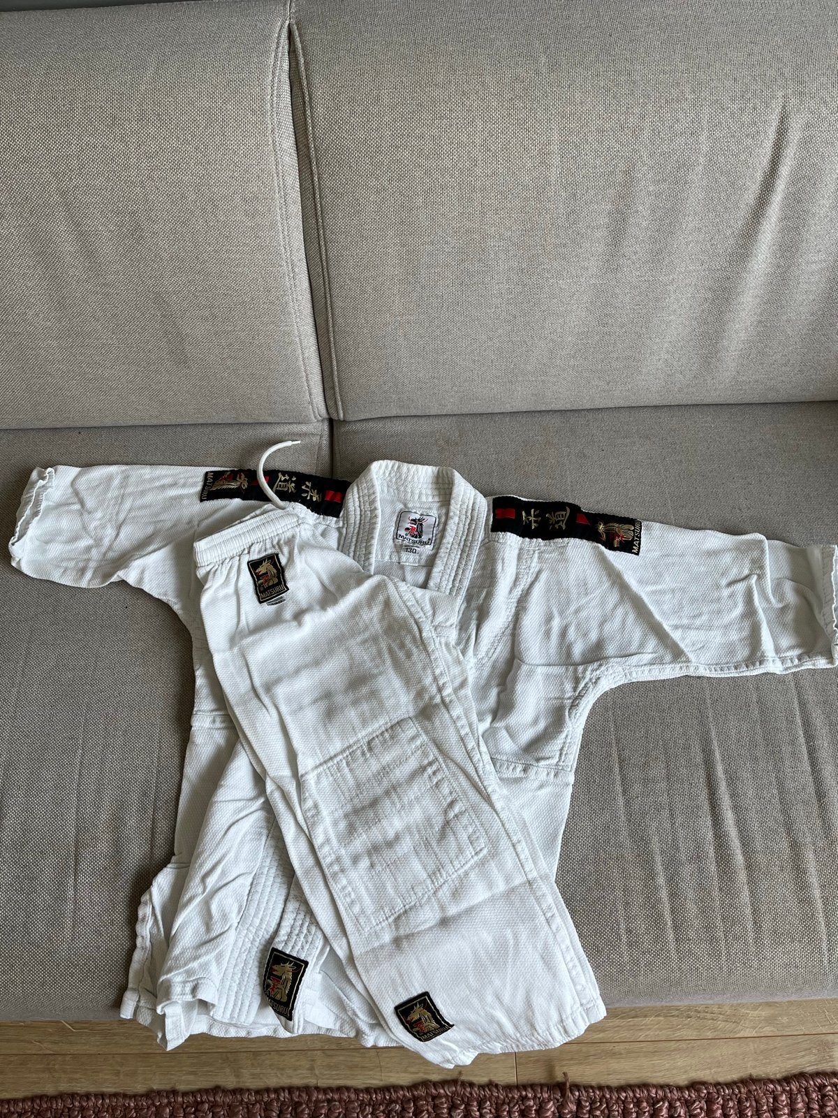 Matsuru Judo/Karate pak maat 130, Sport en Fitness, Vechtsporten en Zelfverdediging, Ophalen, Gebruikt, Judo, Vechtsportpak