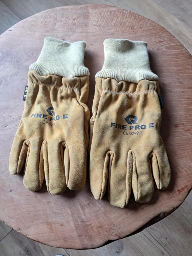 Fire pro hittebestendige handschoenen, Ophalen of Verzenden, Zo goed als nieuw, Maat 52/54 (L), Handschoenen