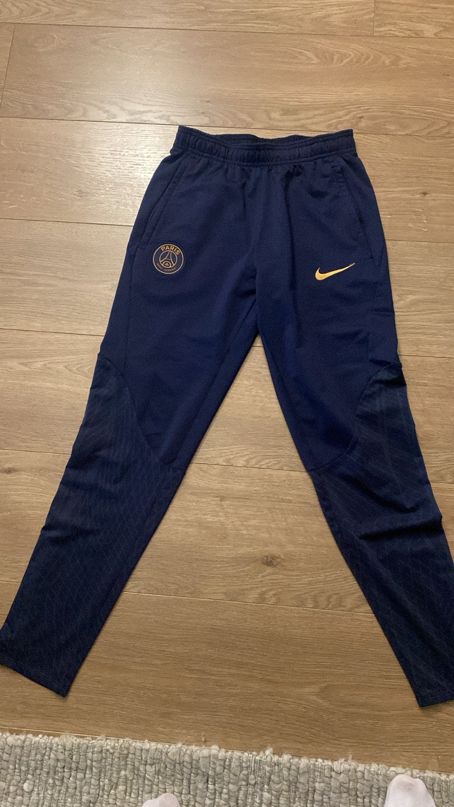 Nike Paris Saint-Germain trainingsbroek, Ophalen of Verzenden, Zo goed als nieuw, Jongen of Meisje, Broek