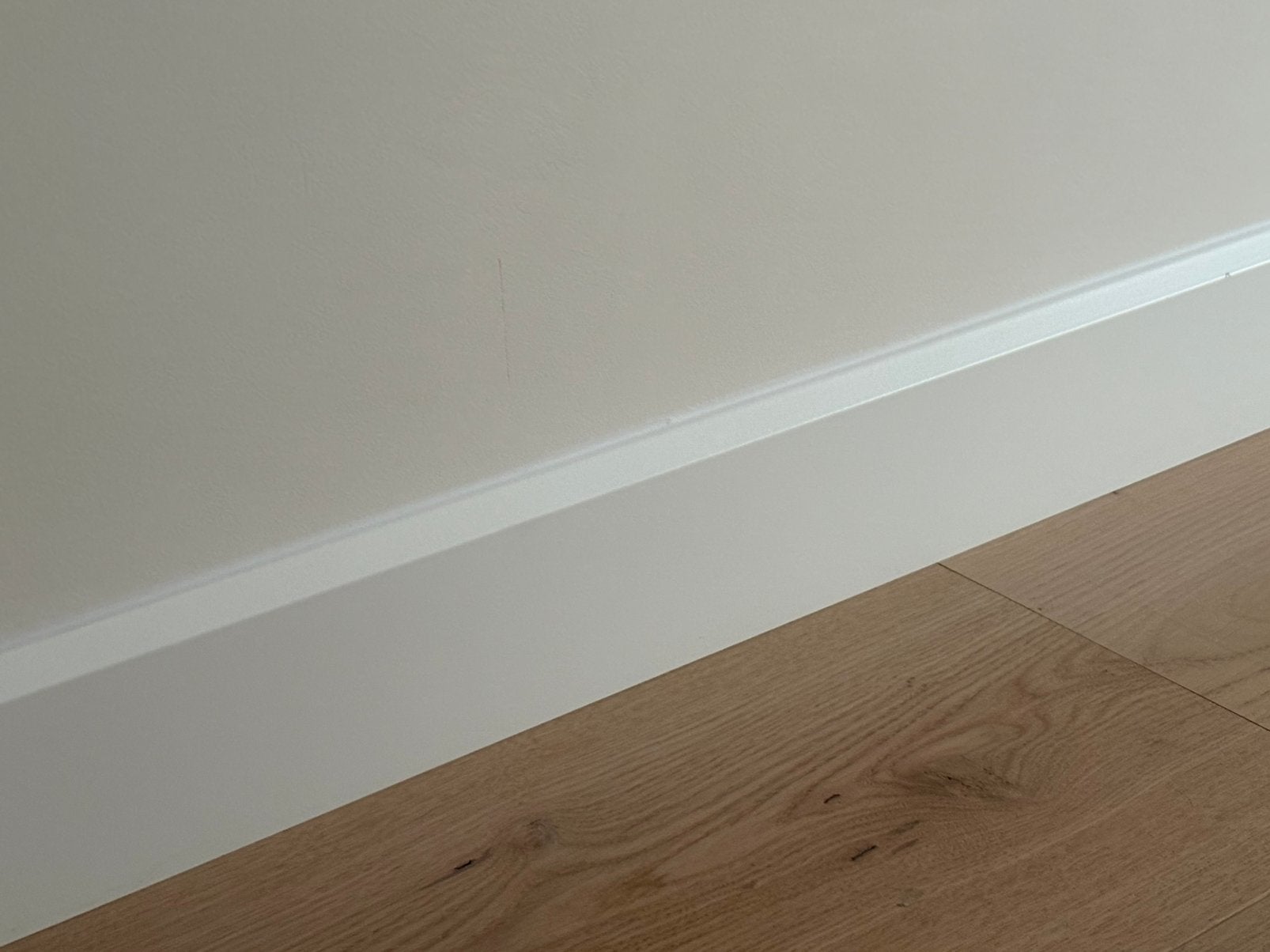 Plintenfabriek DECO PLINT - MDF V313 - 12 X 90 MM, Ophalen, Nieuw, Mdf, 250 cm of meer