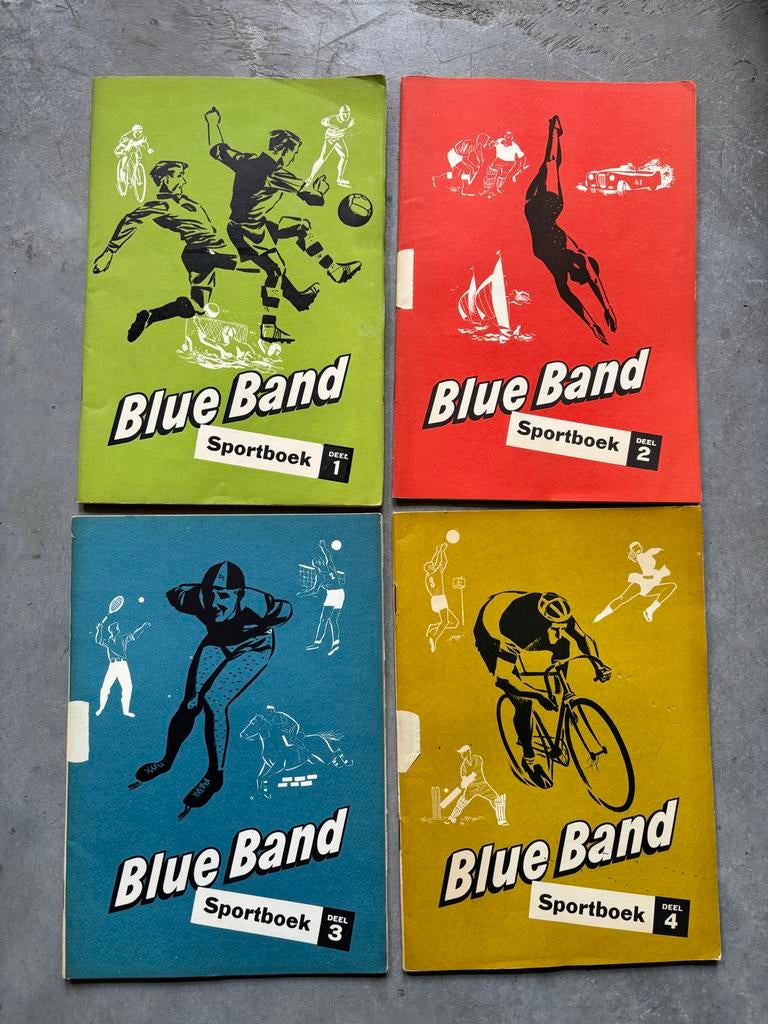Blue Band Sportboek 1-4 met veel plakplaatjes, Ophalen of Verzenden, Gelezen, Balsport