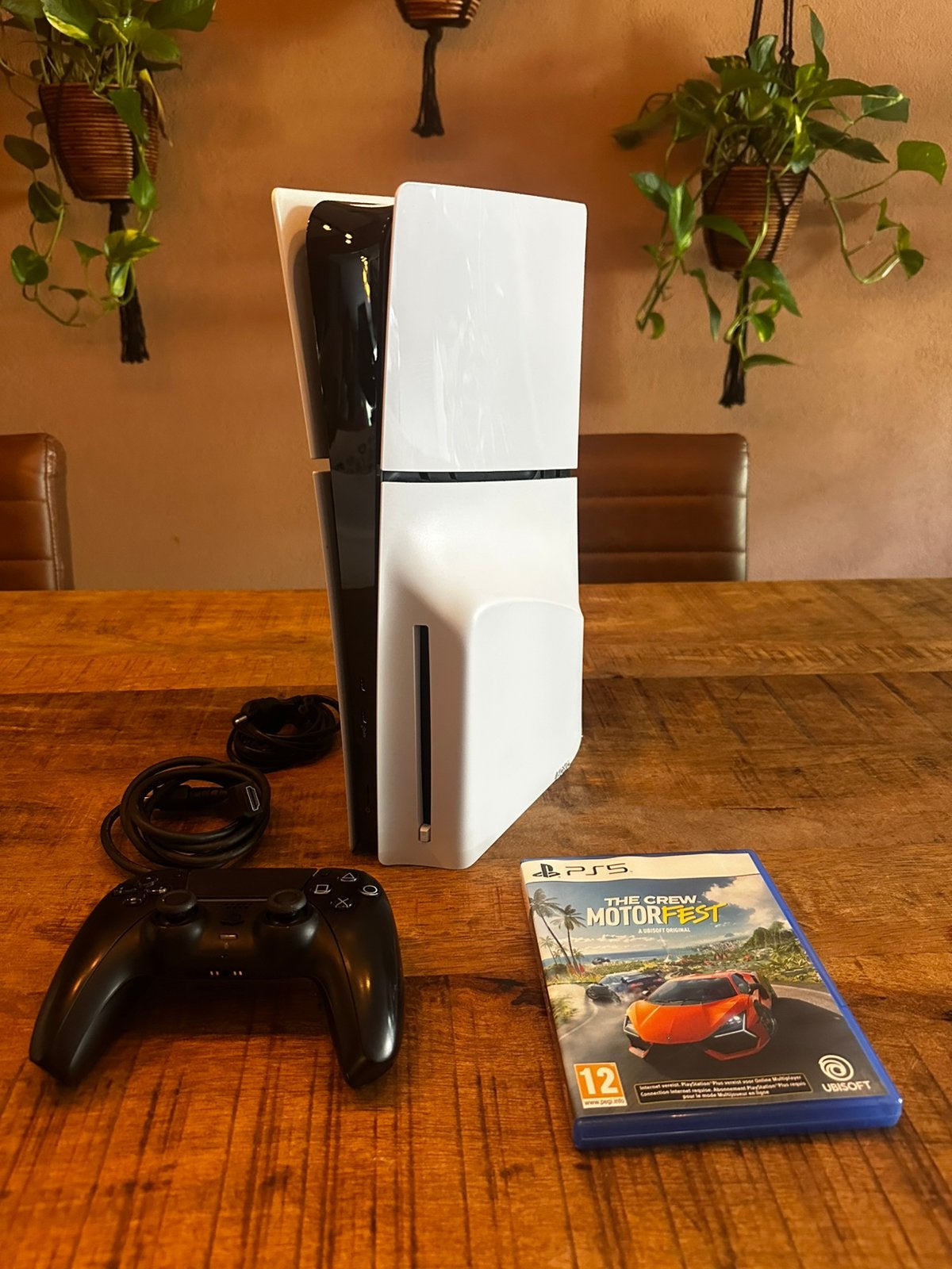 Playstation 5 Slim Disk Nieuwstaat met The Crew, Ophalen of Verzenden, Zo goed als nieuw