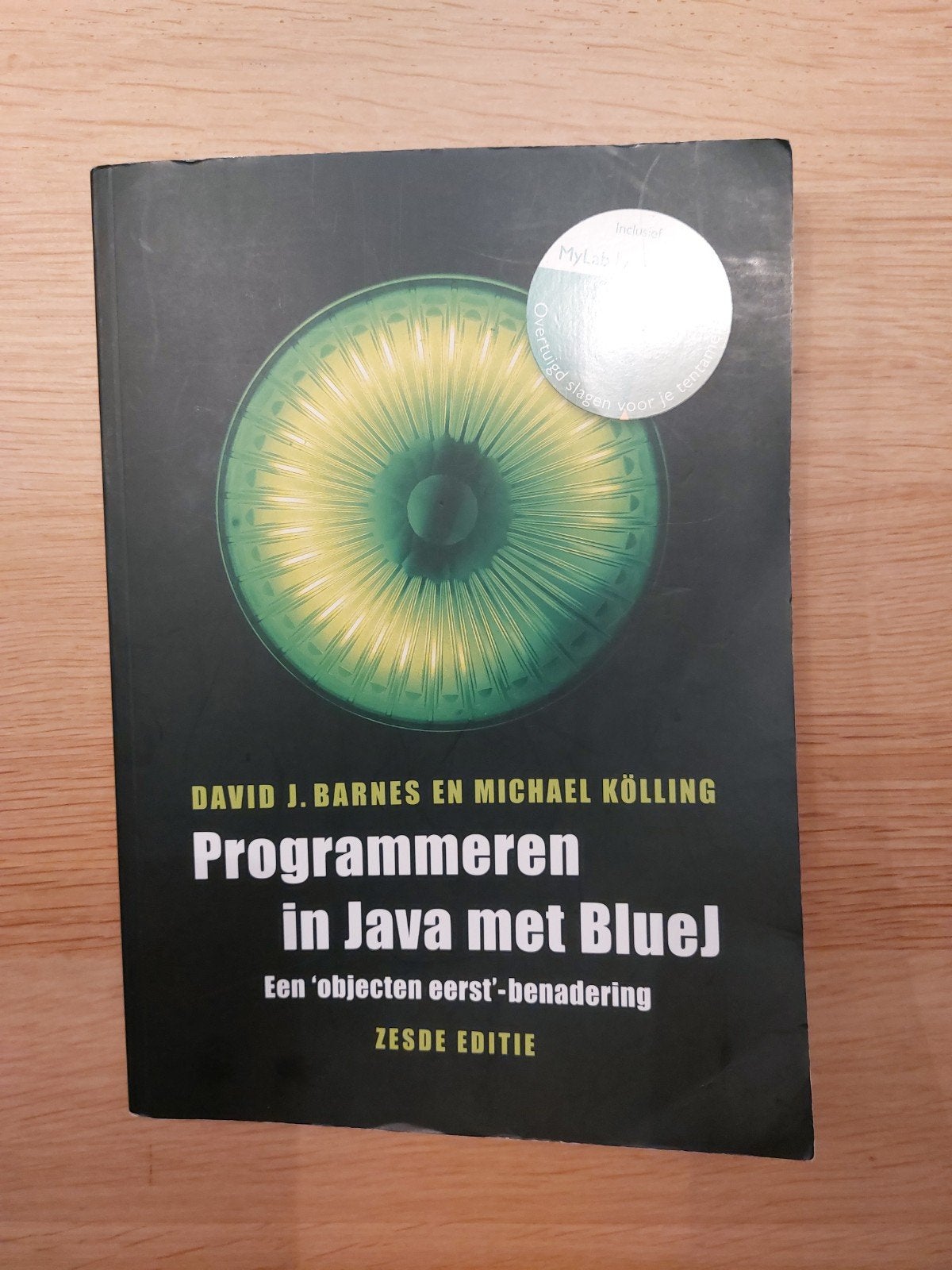 Programmeren in Java met BlueJ - Zesde Editie 978904303499, Zo goed als nieuw, David J. Barnes en Michael Kölling, Beta, HBO