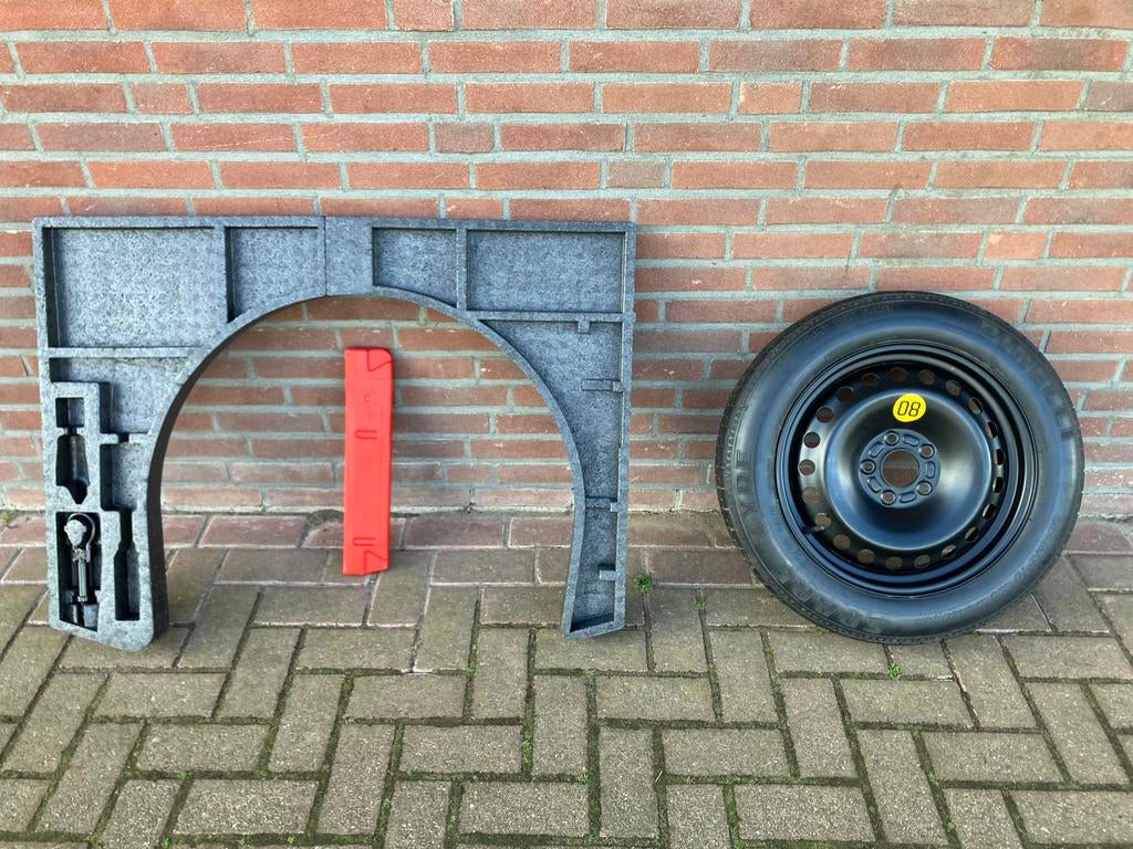 Ford Kuga kofferbakverhoging met reservewiel, Ophalen of Verzenden, Nieuw, Ford