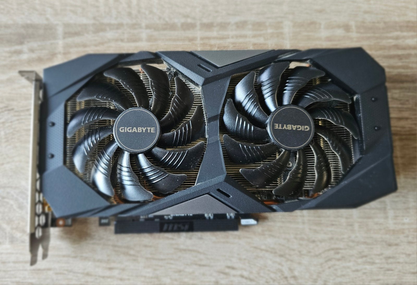 Gigabyte  Radeon RX 5500 XT 4GB Videokaart, PCI-Express 3, AMD, GDDR6, HDMI