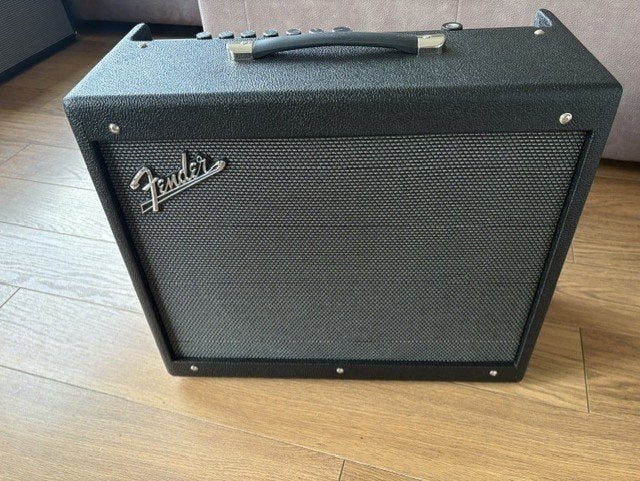 Fender Mustang GTX100, Ophalen, Zo goed als nieuw, Gitaar, 100 watt of meer