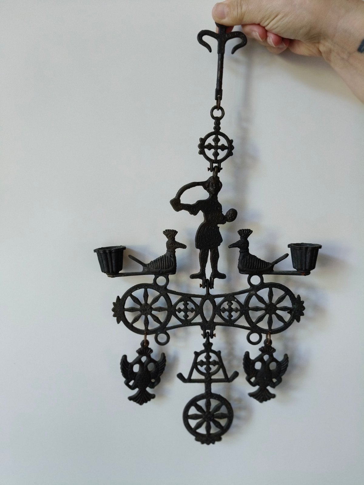 Antieke gietijzeren kruis kandelaar, Antiek en Kunst, Ophalen of Verzenden