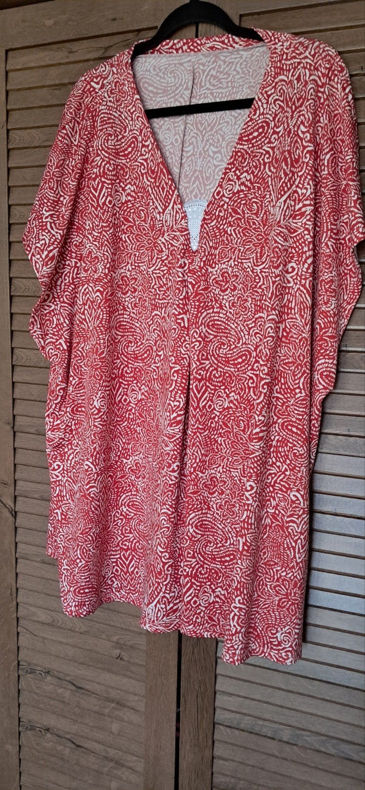 leuke tuniek met aangeknipt mouwtje Maat 54/56., Verzenden, Zo goed als nieuw, Zwart, Blouse of Tuniek