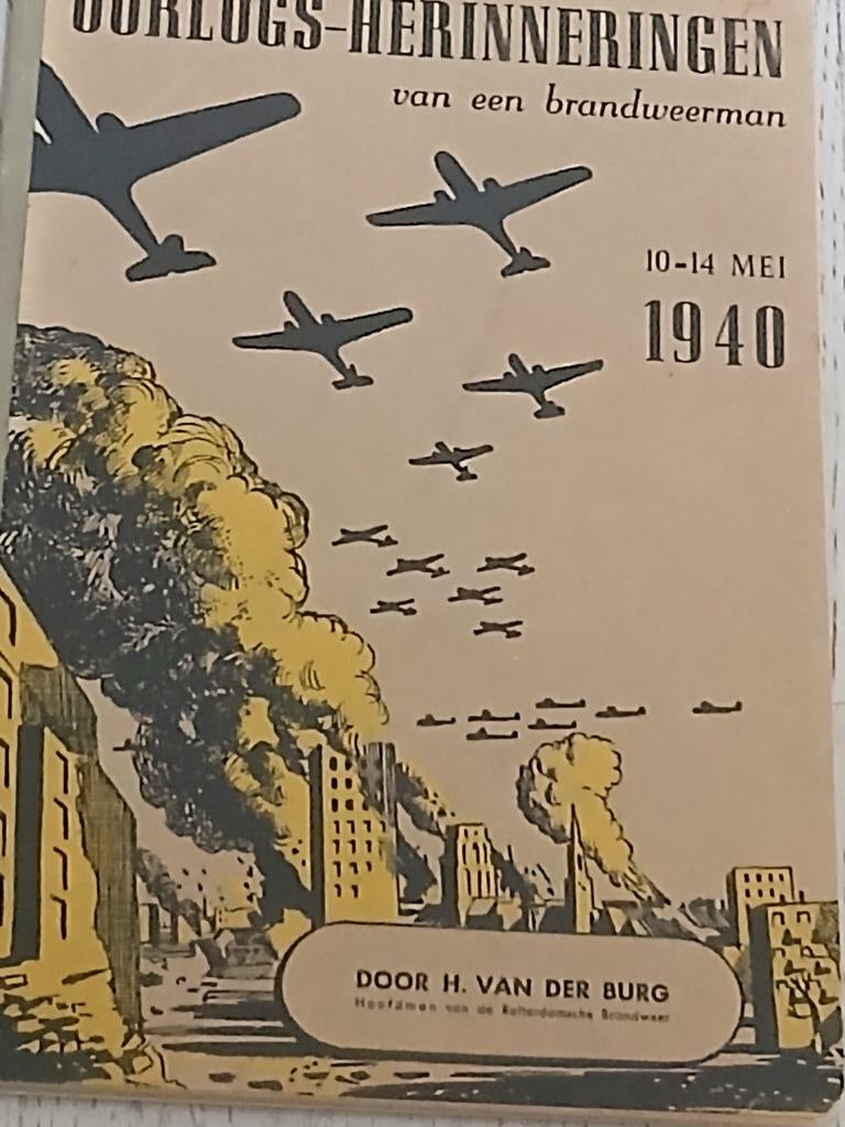Dit is de cover van het boek "Oorlogsherinneringen van een b, Boeken, Ophalen