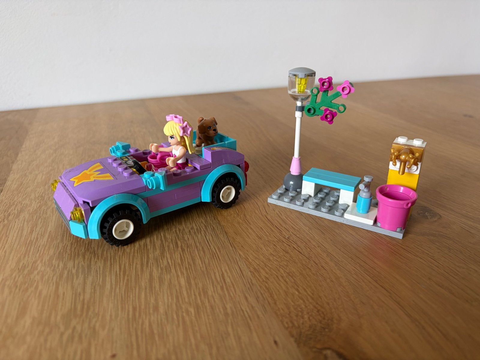 LEGO Friends - Stephanie’s Coole Cabriolet (3183), Ophalen, Inclusief minifiguren, Gebruikt, Lego