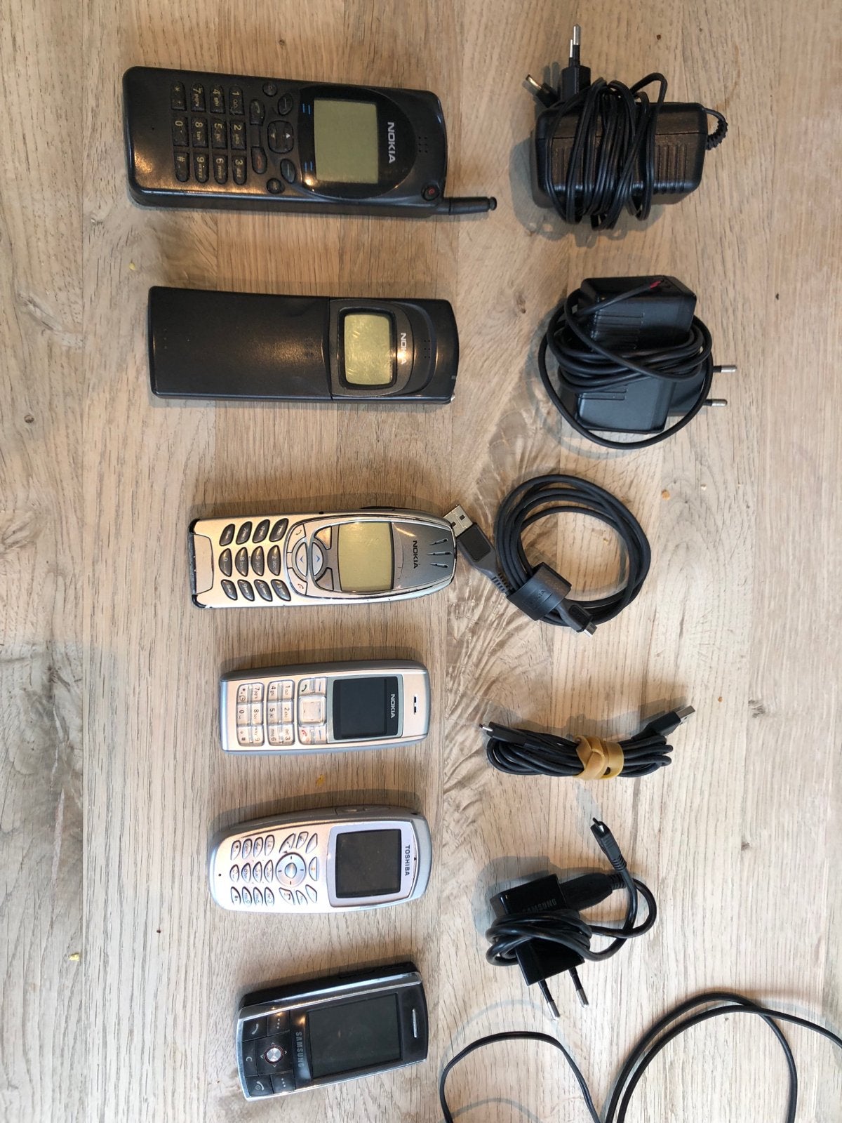 Partij Oude Mobiele Telefoons - Nokia, Toshiba, Samsung, Telecommunicatie, Mobiele telefoons | Overige merken, Gebruikt, Geen camera