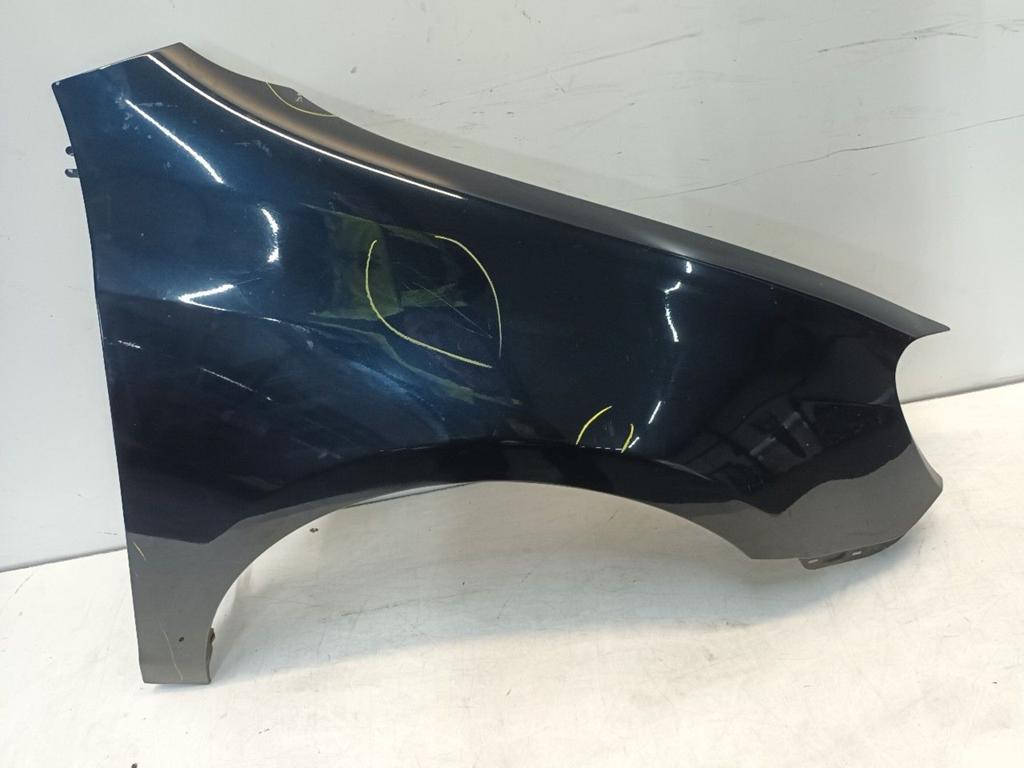 Voorscherm rechts Volkswagen Golf, Auto-onderdelen, Onderdelen@venauto.nl, Van der Ven Autorecycling B.V., Gebruikt, Ettenseweg 76, 4706 PB Roosendaal, The Netherlands