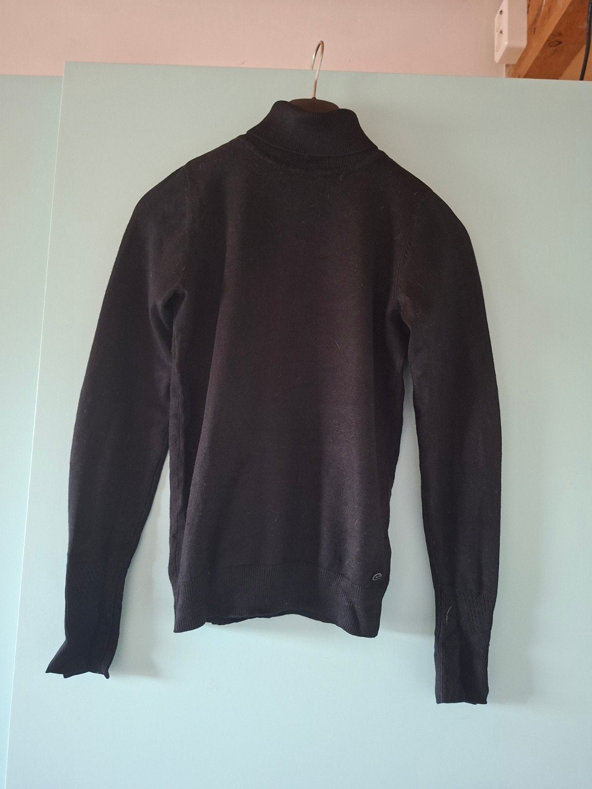 Melting Stockholm zwarte coltrui - Maat XS, Kleding | Dames, Truien en Vesten, Zwart, Ophalen of Verzenden, Zo goed als nieuw