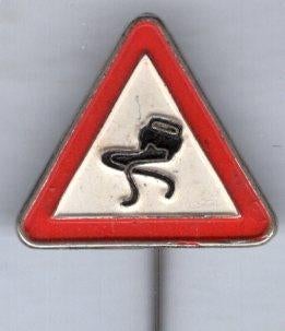 Verkeersbord zilverkleurig speldje ( X_039 ), Verzenden, Zo goed als nieuw, Transport, Speldje of Pin