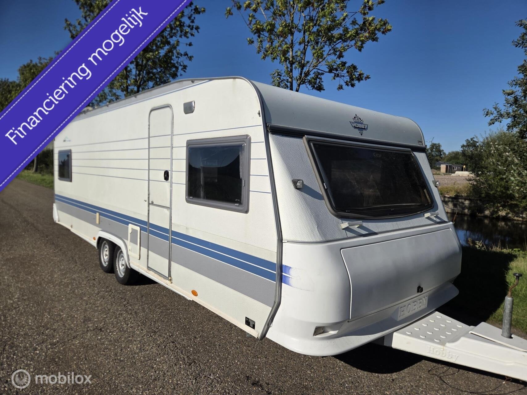 Hobby 650 kfu stapelbed voortent inruil mogelijk, Caravans en Kamperen, Overige merken, Rondzit, Bedrijf, Vast bed