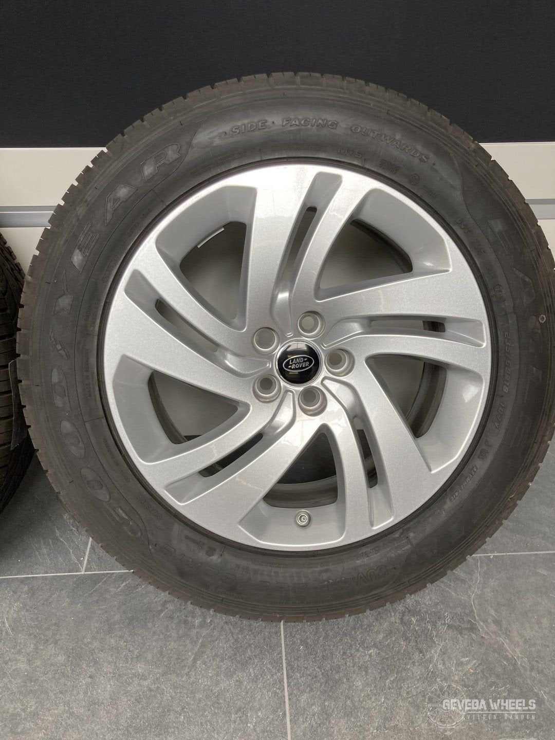 18 inch originele Range Rover Evoque demo velgen + banden, Auto-onderdelen, Banden en Velgen, 18 inch, Gebruikt, -, -