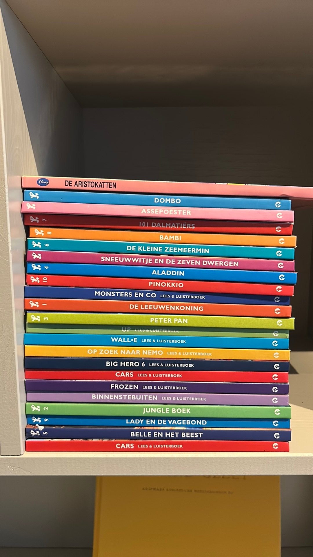 Lees- en luisterboeken (evt + cd speler voor op reis), Ophalen of Verzenden, Gelezen, Kind en Jeugd