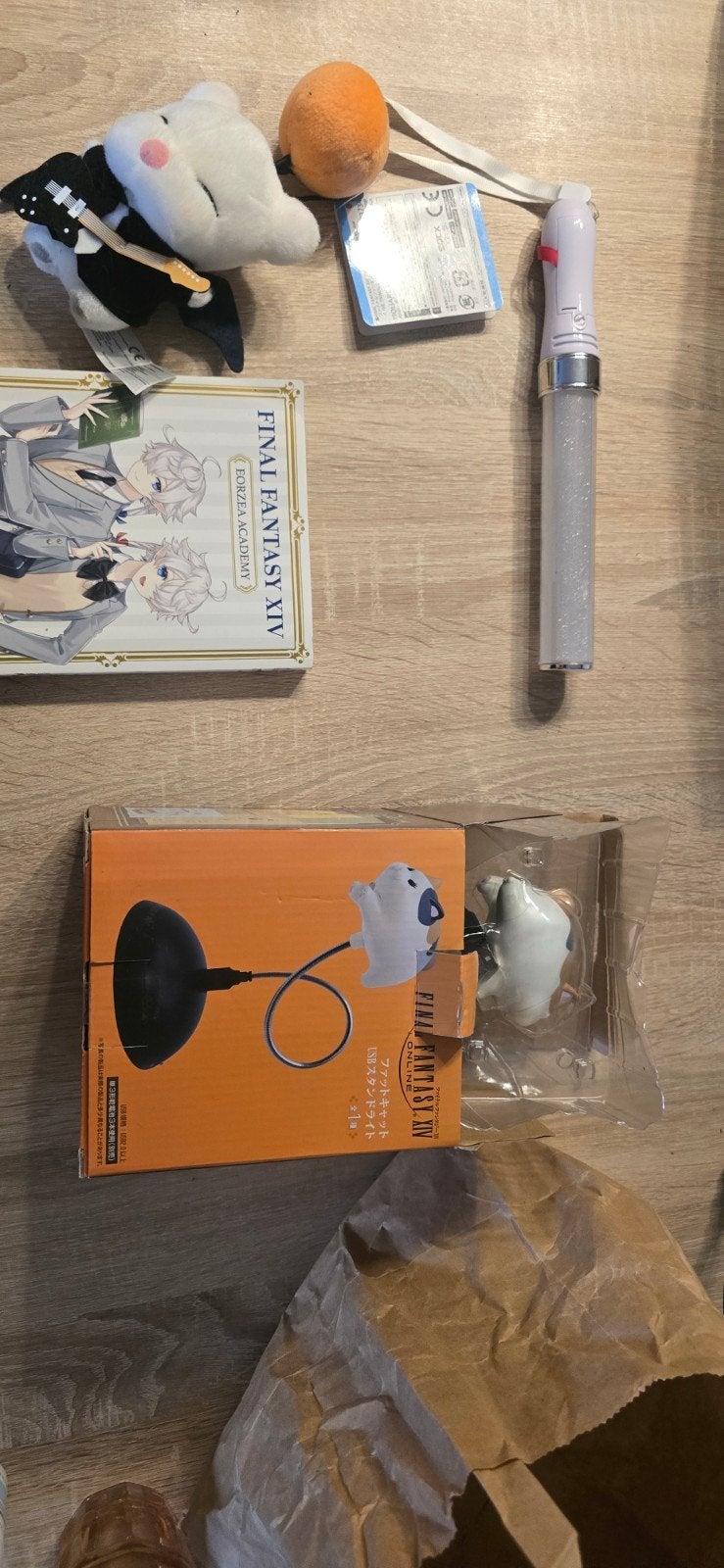 Final Fantasy XIV merchandise set: knuffel, lichtstick, lamp, Ophalen of Verzenden