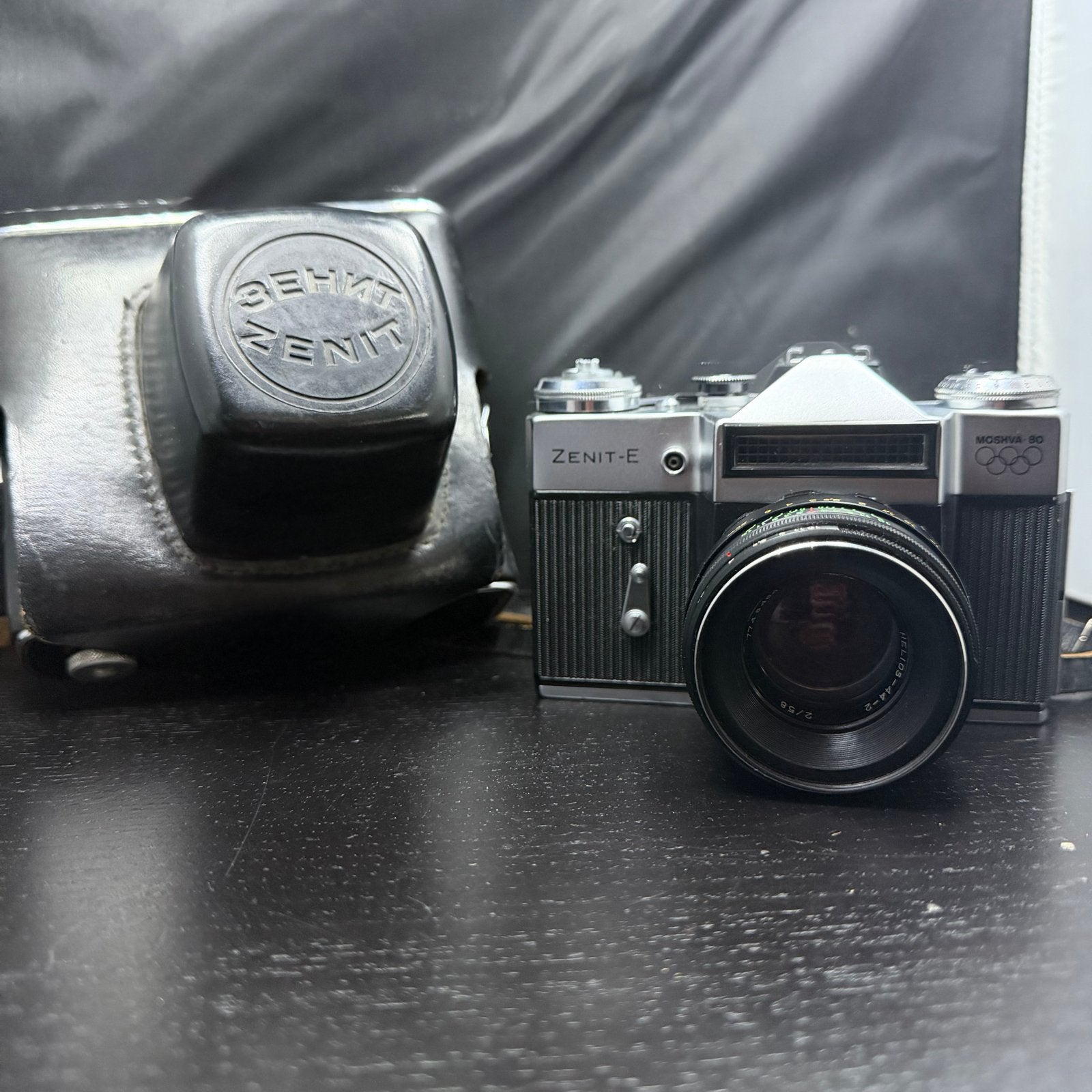 Zenit-E Moskva-80 Olympische Editie met Helios-44-2 lens, Spiegelreflex, Ophalen of Verzenden, Zo goed als nieuw, H