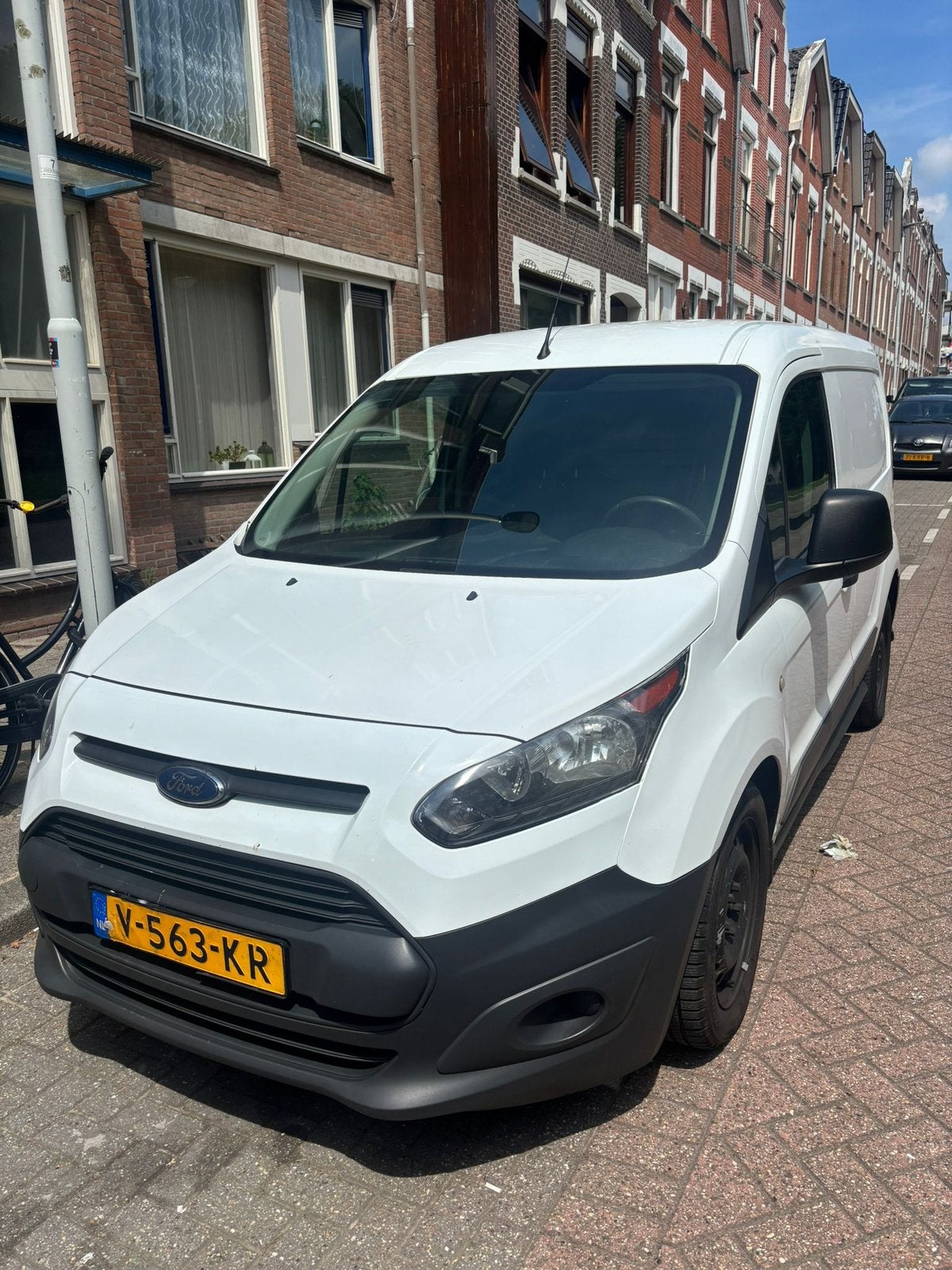 Ford Transit Connect 1.5 Euro 6 SCHERPE PRIJS, Voorwielaandrijving, 74 pk, 4 cilinders, Wit