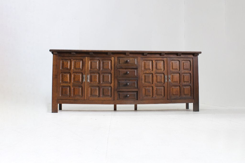 Vintage Brutalist sideboard 1970s, Huis en Inrichting, Kasten | Dressoirs, 150 tot 200 cm, Ophalen of Verzenden, 25 tot 50 cm