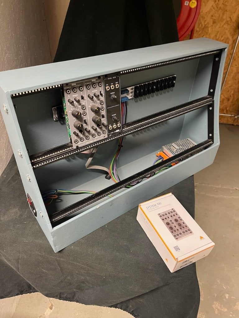Modular synth eurorack met voeding en 2 modules, Ophalen, Zo goed als nieuw