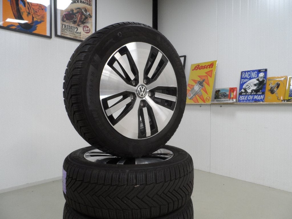 16 inch VW Golf GTE winterbanden set met Michelin banden, Gebruikt, Duitsland, 16 inch, Banden en Velgen