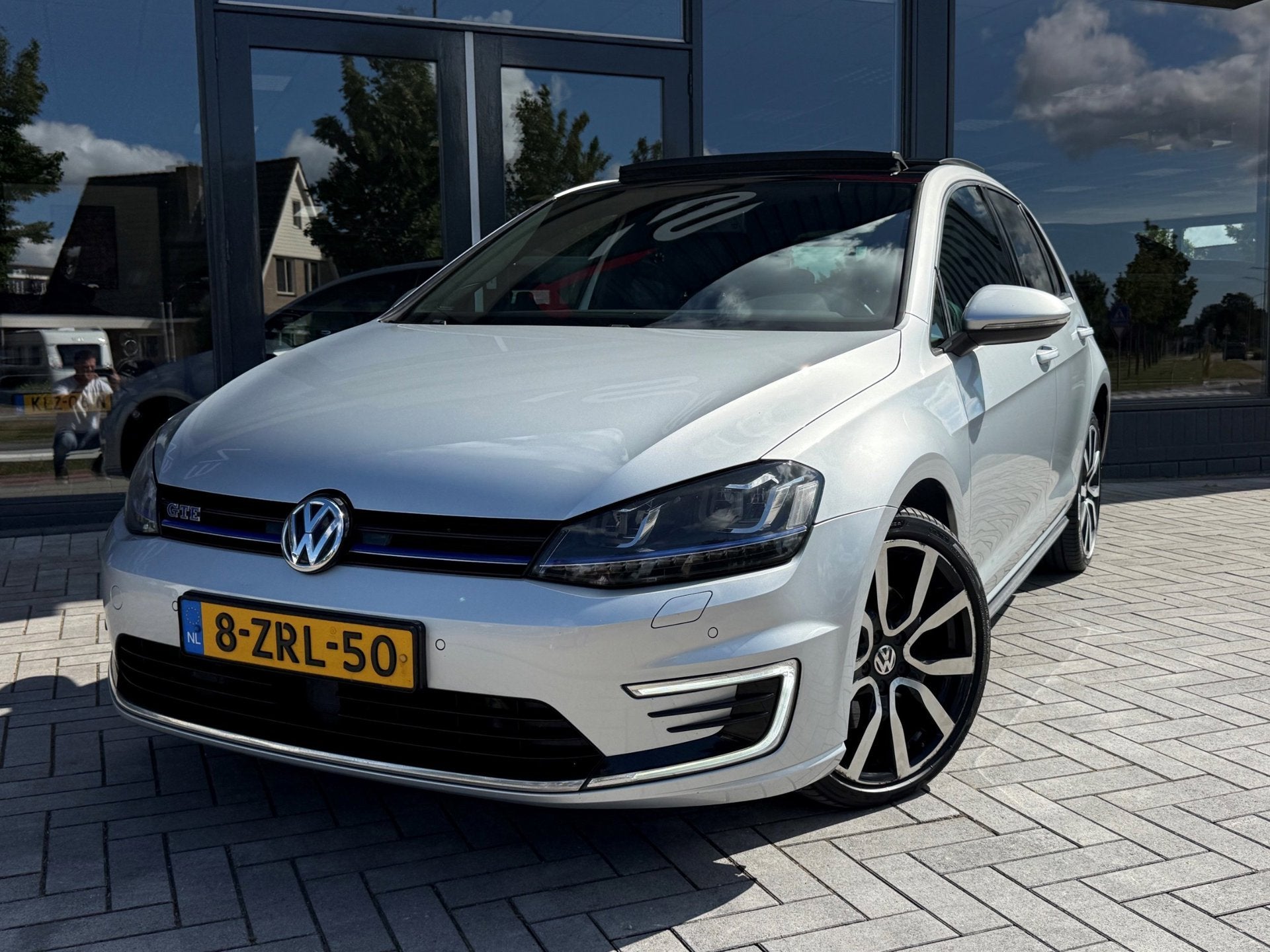 Volkswagen Golf 1.4 TSI GTE Pano Camera DSG Nap, 8 kWh, Gebruikt, 4 cilinders, 150 pk