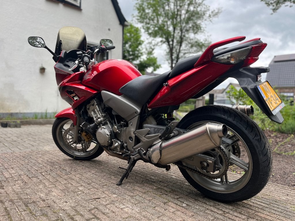 Rode Honda CBF1000A uit 2009, Motoren, Motoren | Honda, Particulier, Toermotor, meer dan 35 kW, 4 cilinders, Motorrijbewijs A