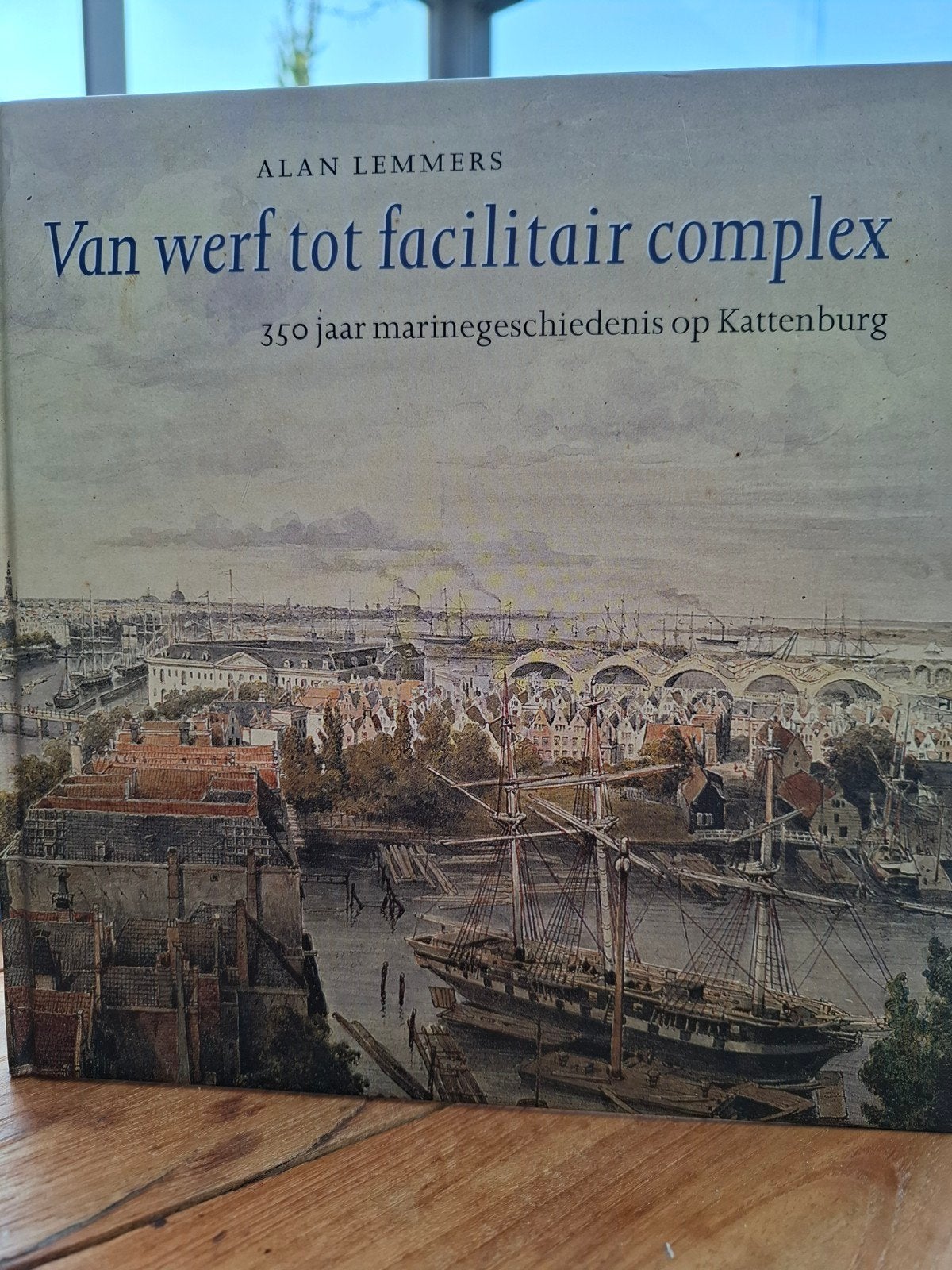 van werf tot facilitair complex.  Kattenburg., Ophalen, Zo goed als nieuw, Boek of Tijdschrift