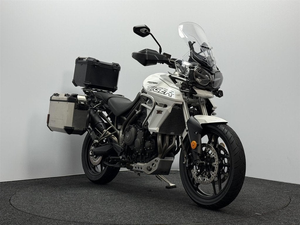 Triumph Tiger 800 XRT - foto 3