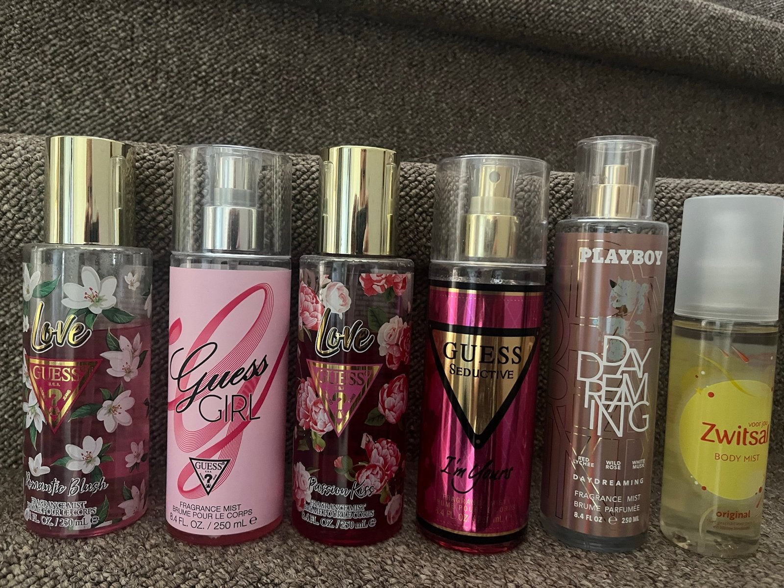 Diverse body mists: Guess, Playboy, Zwitsal - niet allemaal, Sieraden, Tassen en Uiterlijk, Uiterlijk | Parfum, Ophalen of Verzenden