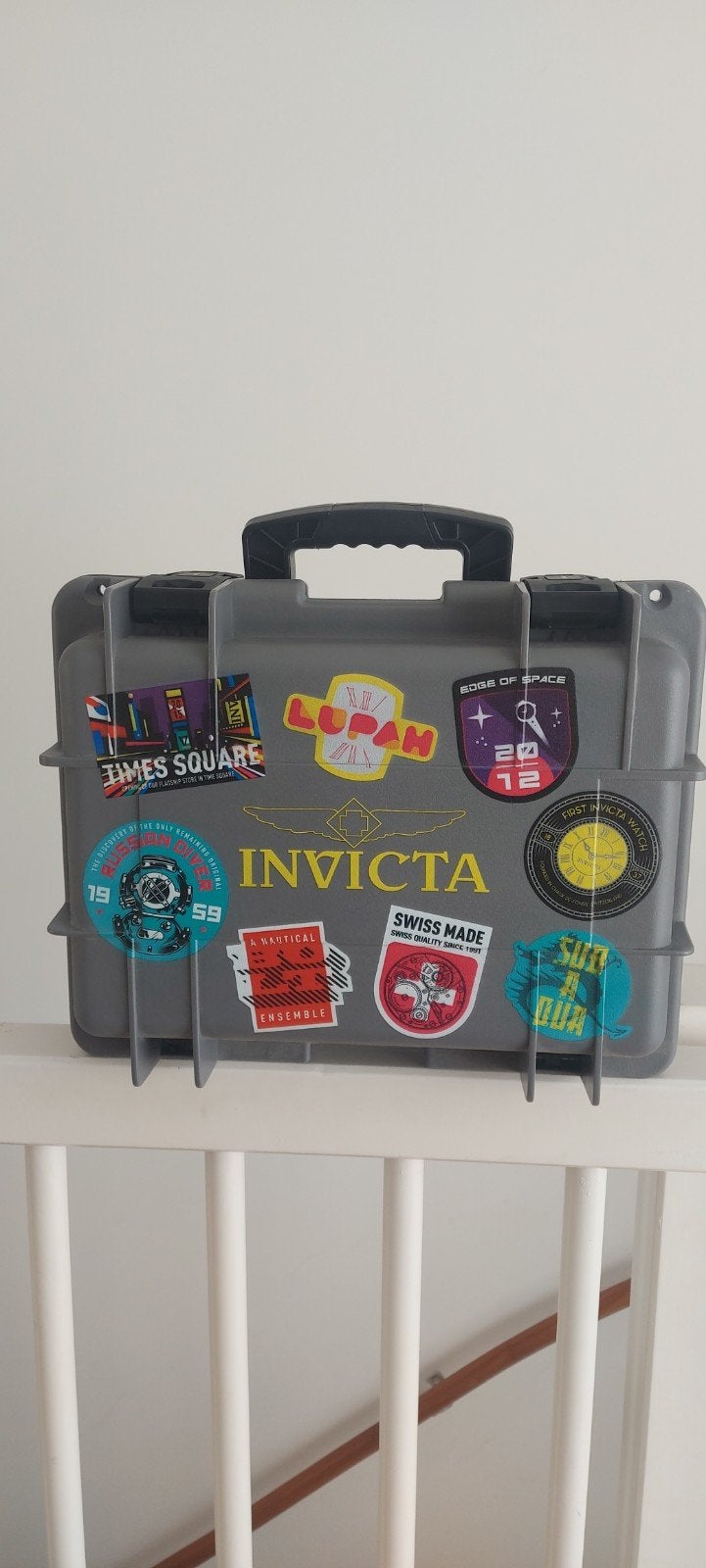Nieuwe Invicta 8 Slots Horlogekoffer, Kunststof, Polshorloge, Nieuw, Kunststof