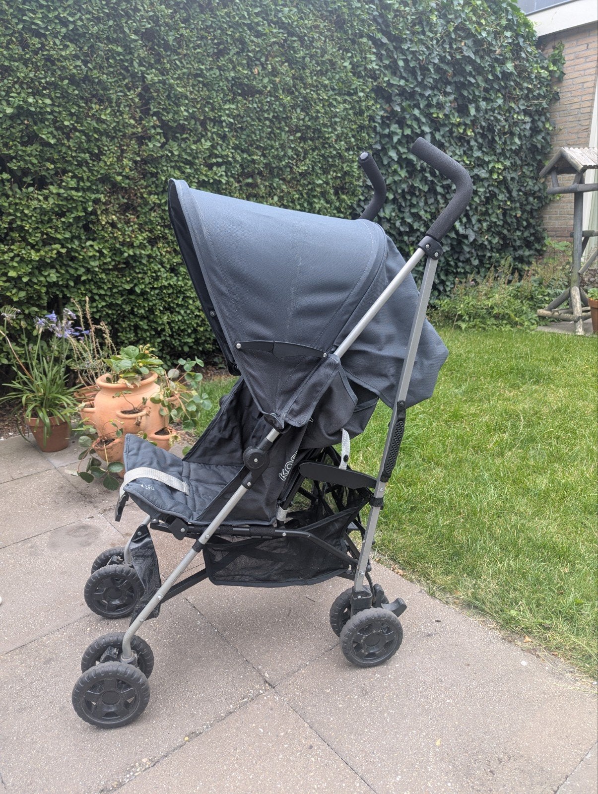 Koelstra buggy - Compact en handig voor onderweg, Kinderen en Baby's, Buggy's, Ophalen, Gebruikt, Koelstra