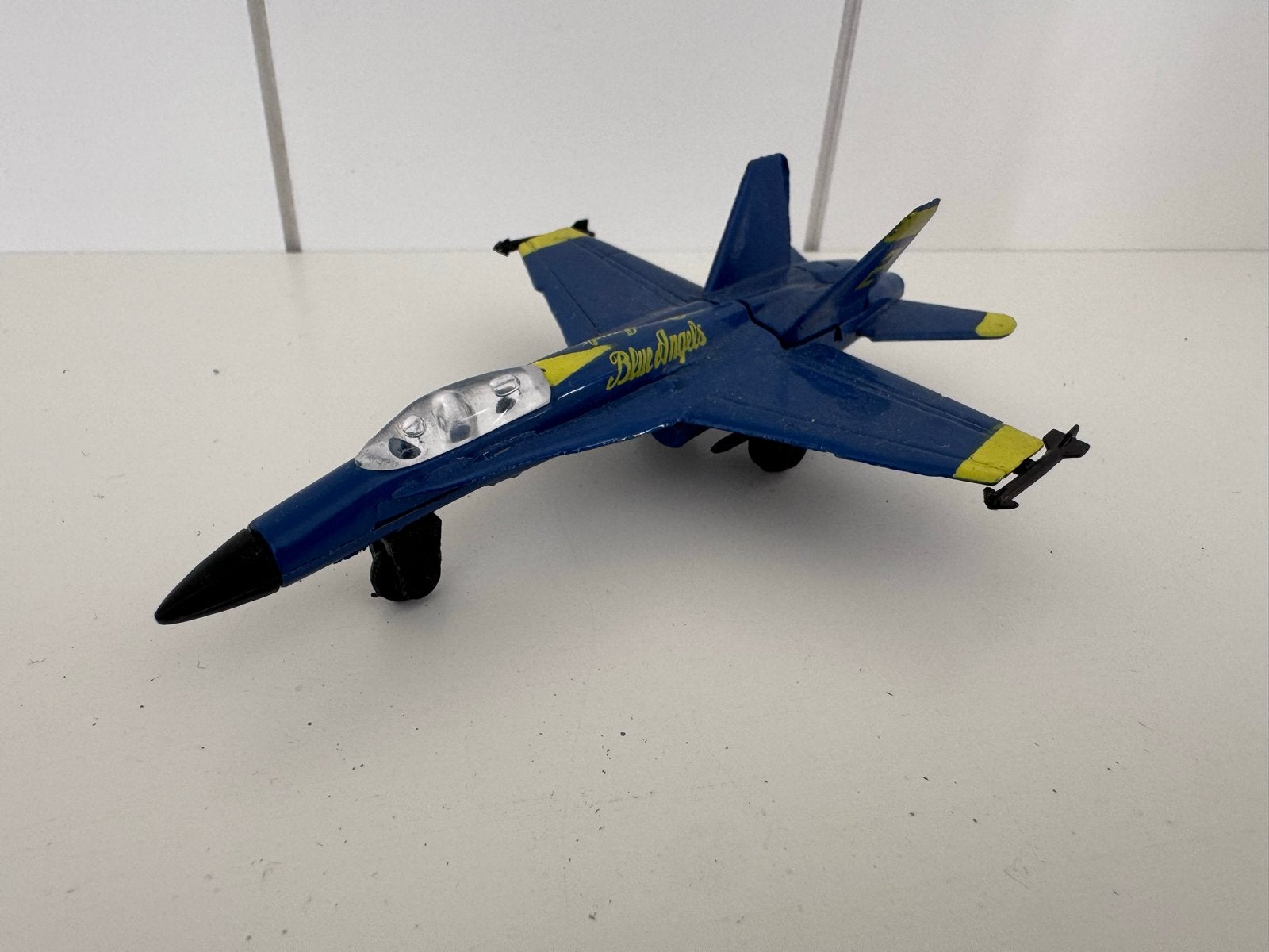 Blauwe Angels F/A-18 Hornet modelvliegtuig, Overige merken, 1:72 tot 1:144, Gebruikt, Ophalen of Verzenden