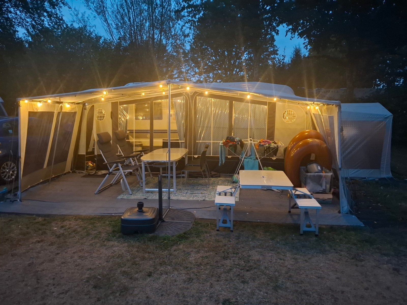 Isabella voortent G19 1025 met uitbouw en luifel, Ophalen, Gebruikt