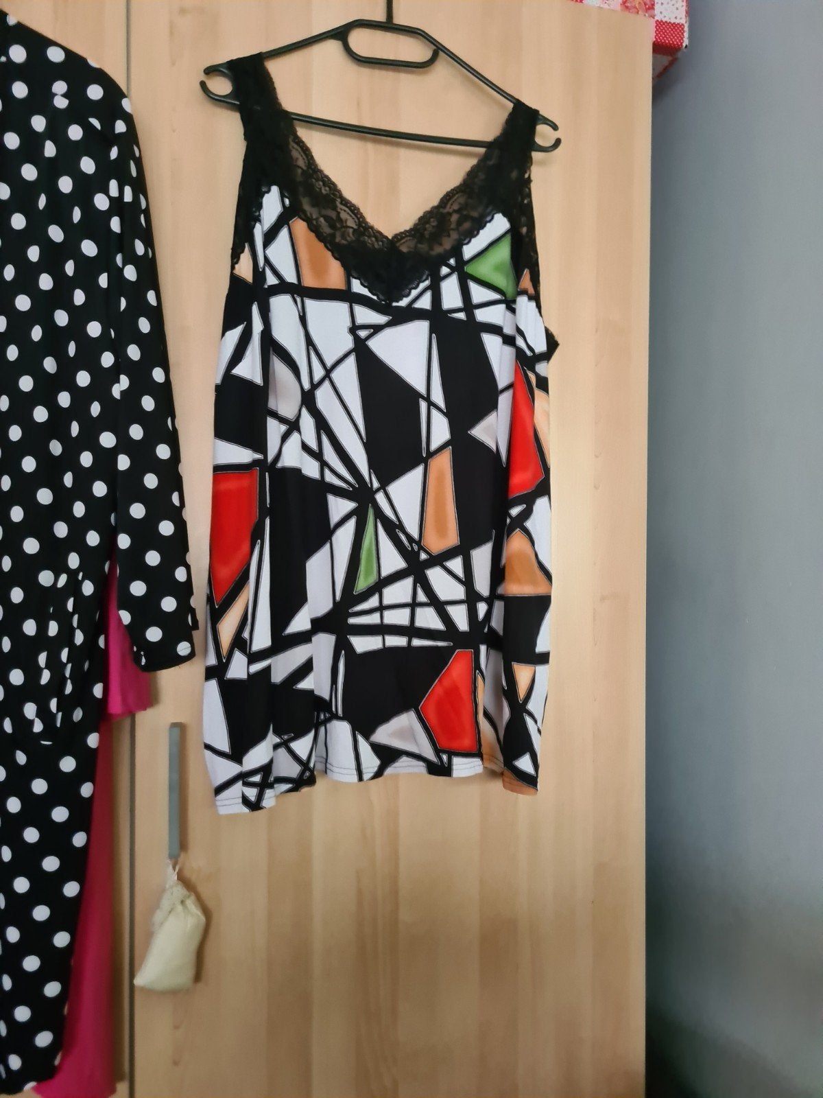 Magna Fashion Top met Kant 56_58 Magna nieuwe met kaatrje, Meerkleurig, Nieuw, Ophalen of Verzenden, Zonder mouw