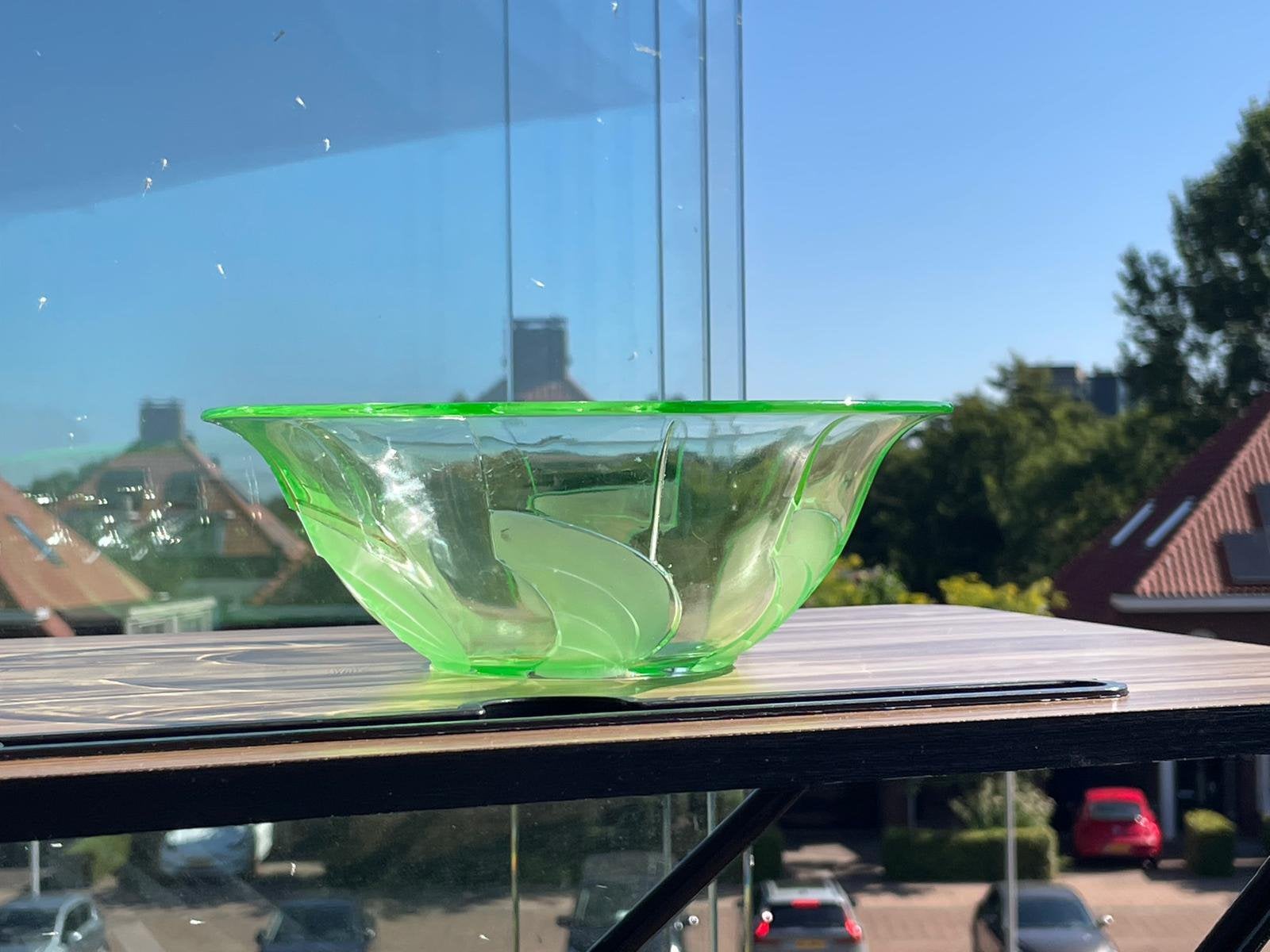 Fruitschaal Anna groen uranium, Antiek en Kunst, Ophalen