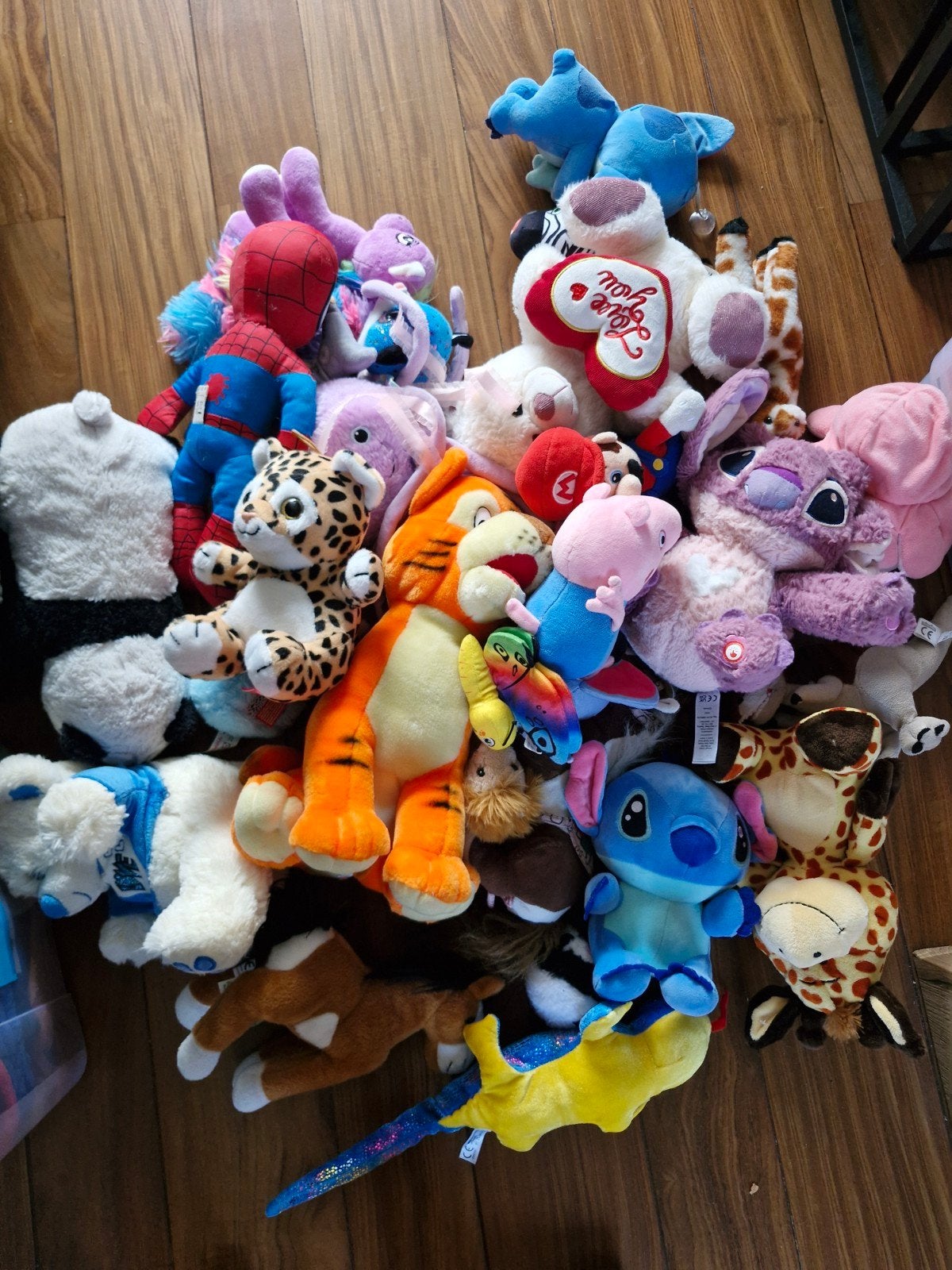 Zak met allerlei knuffels, Kinderen en Baby's, Speelgoed | Knuffels en Pluche, Ophalen of Verzenden, Zo goed als nieuw, Overige typen