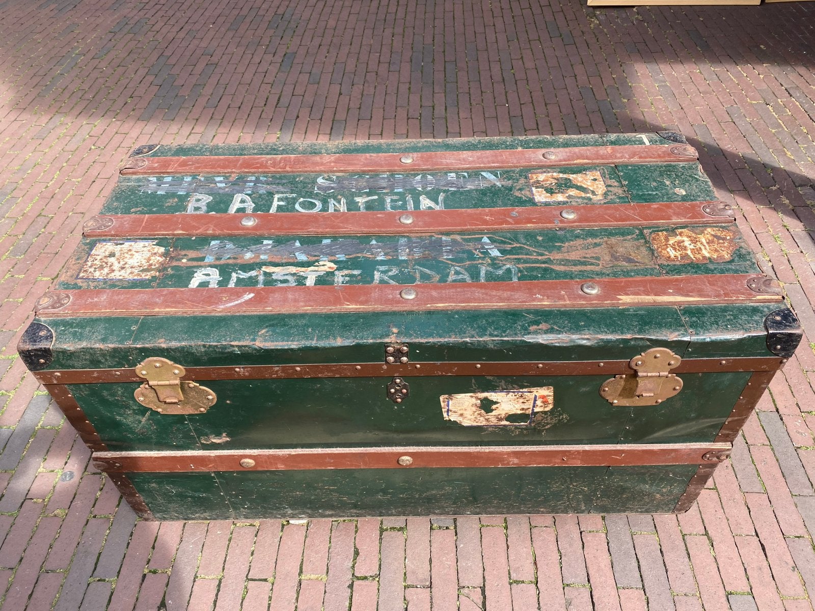 Antieke Hutkist Djakarta - Amsterdam, Ophalen