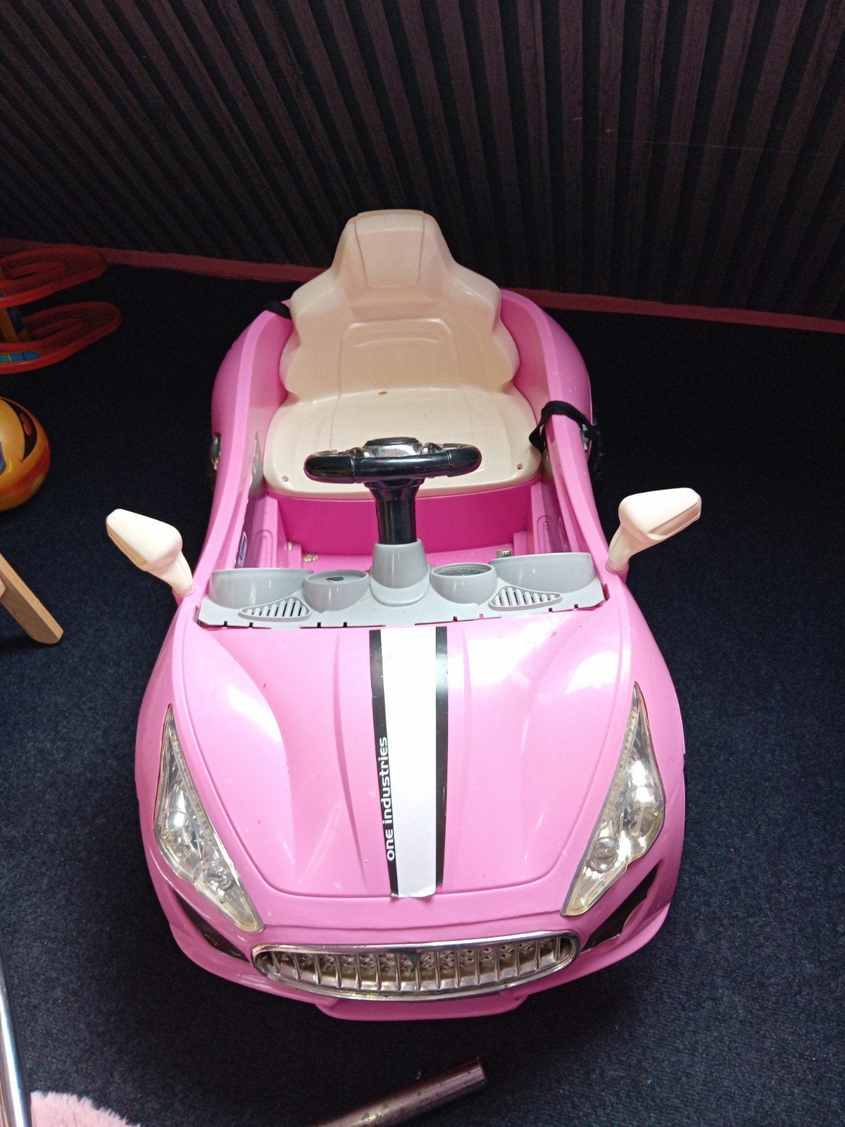 Roze kinderauto elektrisch, Ophalen, Gebruikt