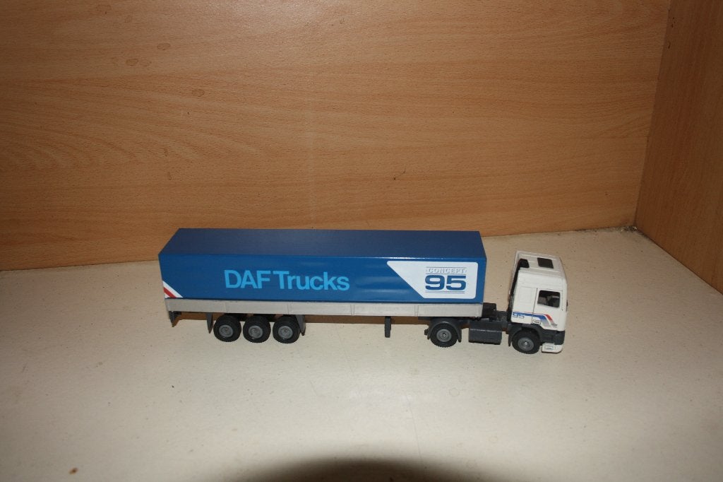 Tekno Daf 95 CONCEPT, Ophalen of Verzenden, Zo goed als nieuw, Bus of Vrachtwagen, Tekno