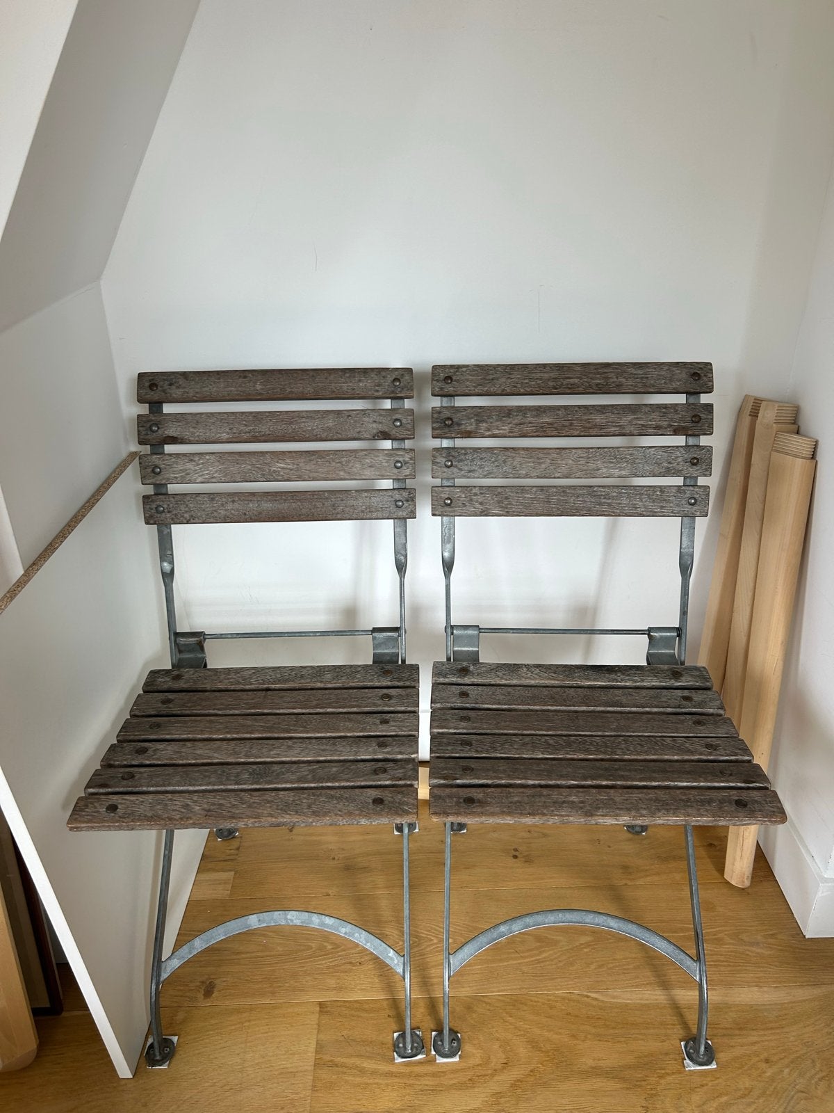2 klapstoeltjes, Tuin en Terras, Ophalen of Verzenden, Hout