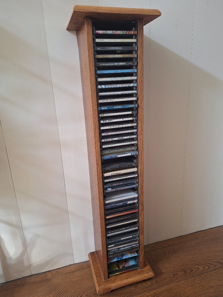 CD kast, Huis en Inrichting, Woonaccessoires | Cd- en Dvd-rekken, Zo goed als nieuw, Cd's, Hout, Ophalen of Verzenden