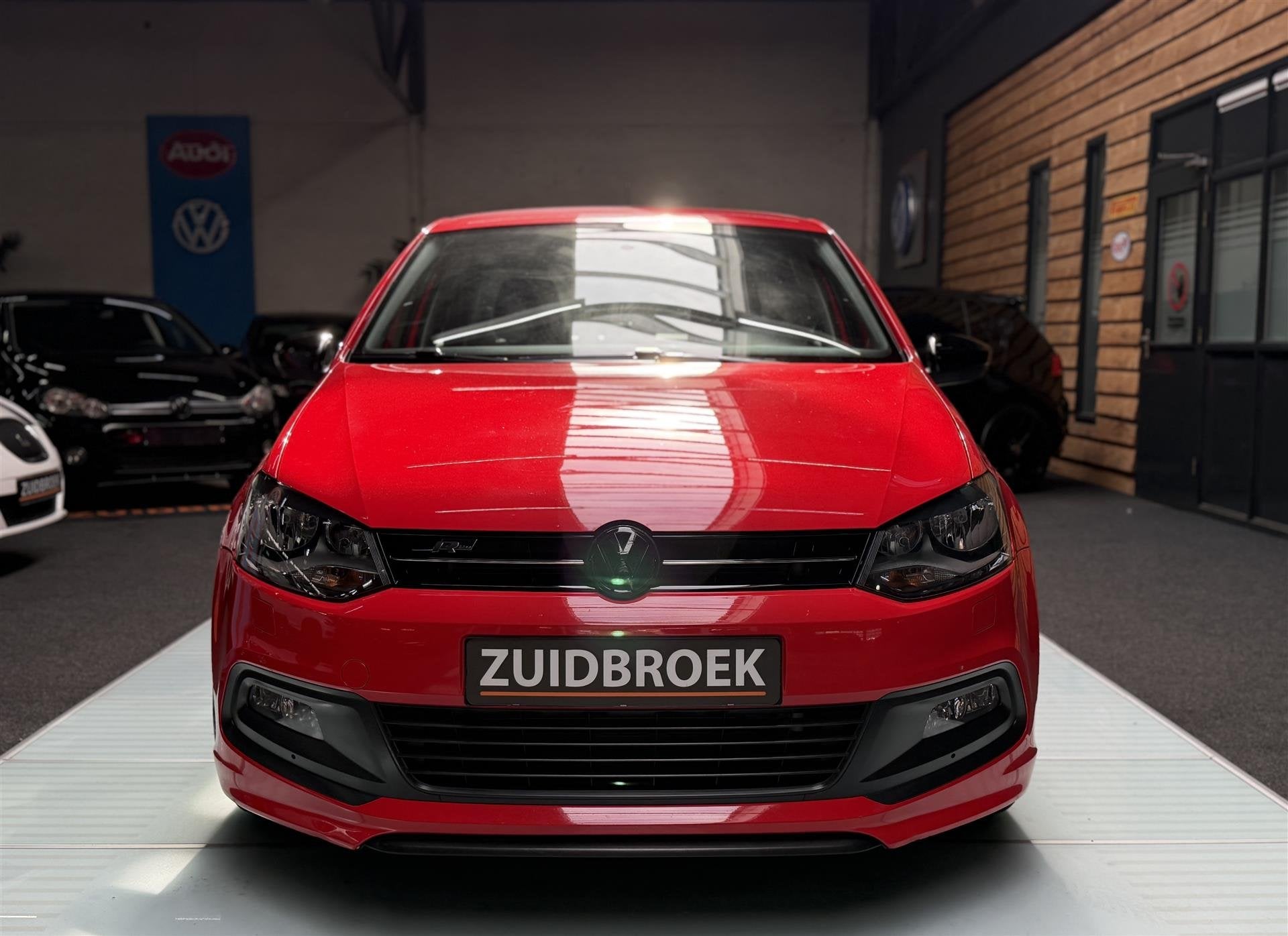 Volkswagen Polo 1.2 TSI R-Line | 18'' Sportvelgen | 104DKM, Gebruikt, 4 cilinders, 1290 kg, Origineel Nederlands