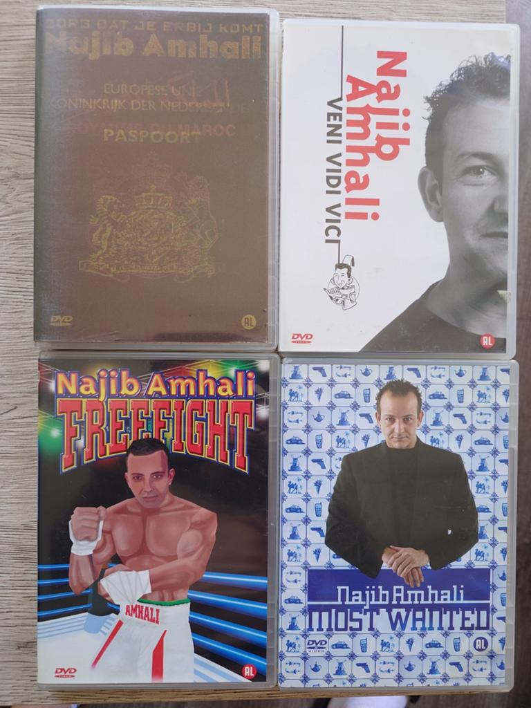 Najib Amhali 4x DvDs, Alle leeftijden, Ophalen of Verzenden, Zo goed als nieuw, Stand-up of Theatershow