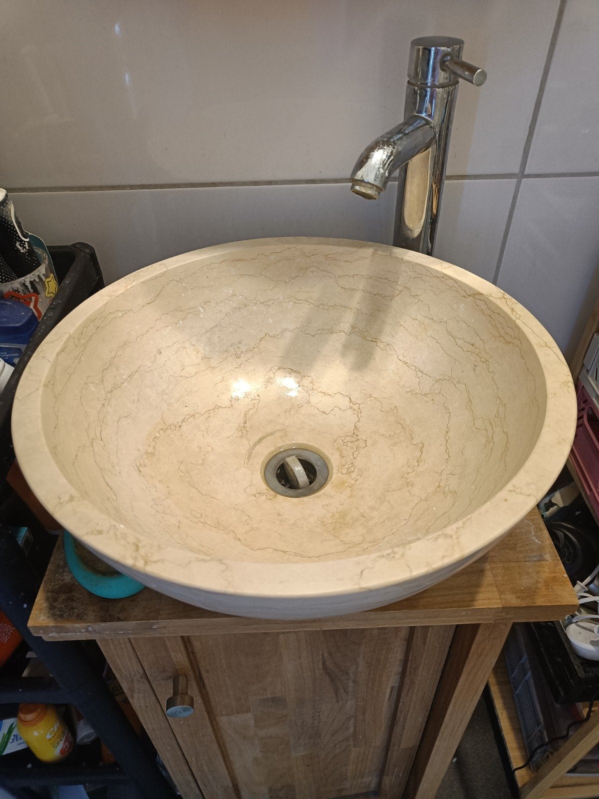Natuurstenen waskom met kraan, Minder dan 50 cm, Gebruikt, Ophalen of Verzenden, Minder dan 25 cm